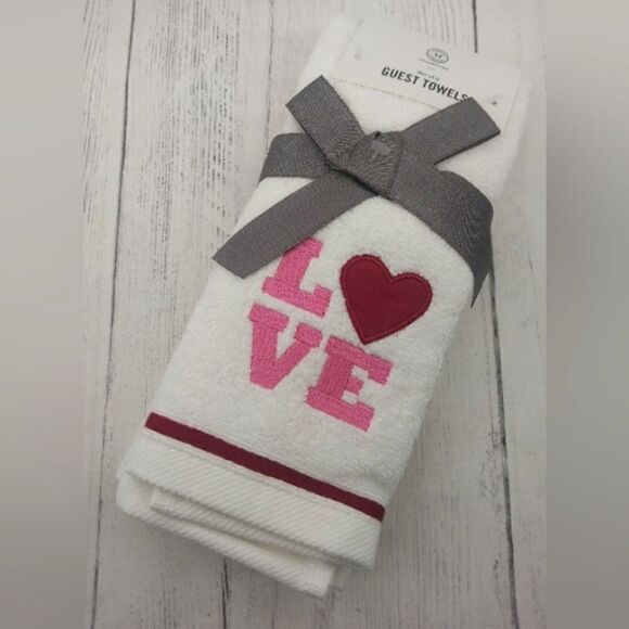Martha Stewart Hand Bath Towels Love Heart Wedding Shower - Picture 6 of 6